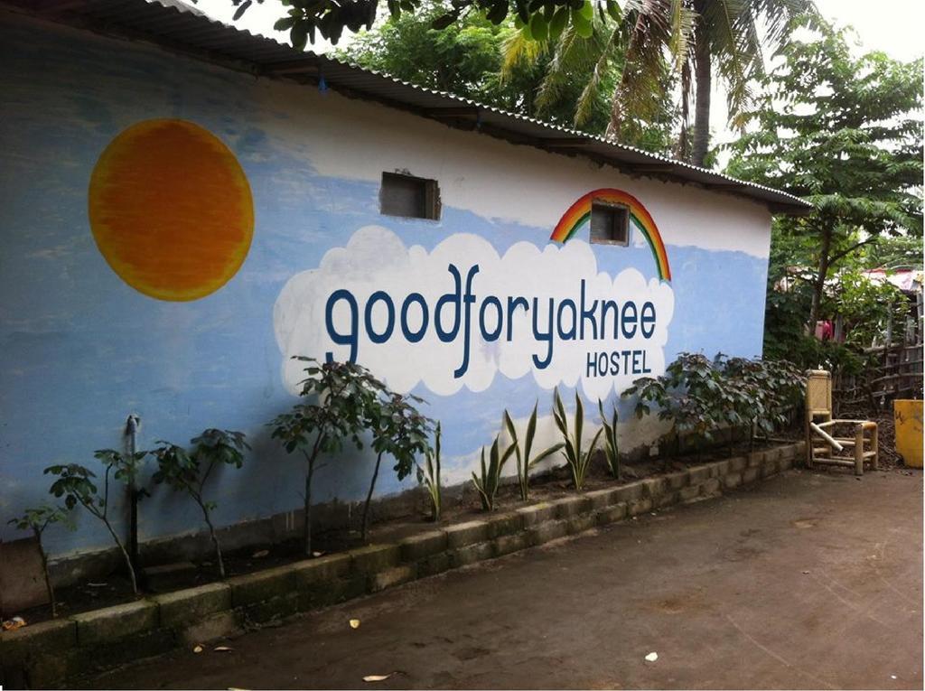 Good For Ya Knee Hostel & Bungalows (Adults Only) Gili Trawangan Zimmer foto